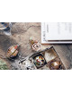 Ornament | anatomic oval